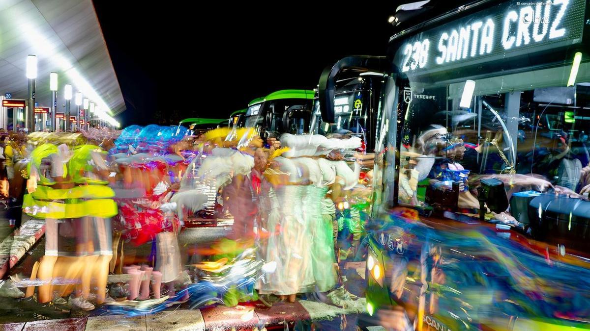 Sábado de Piñata: el Carnaval se cita con la historia en las calles de Santa Cruz