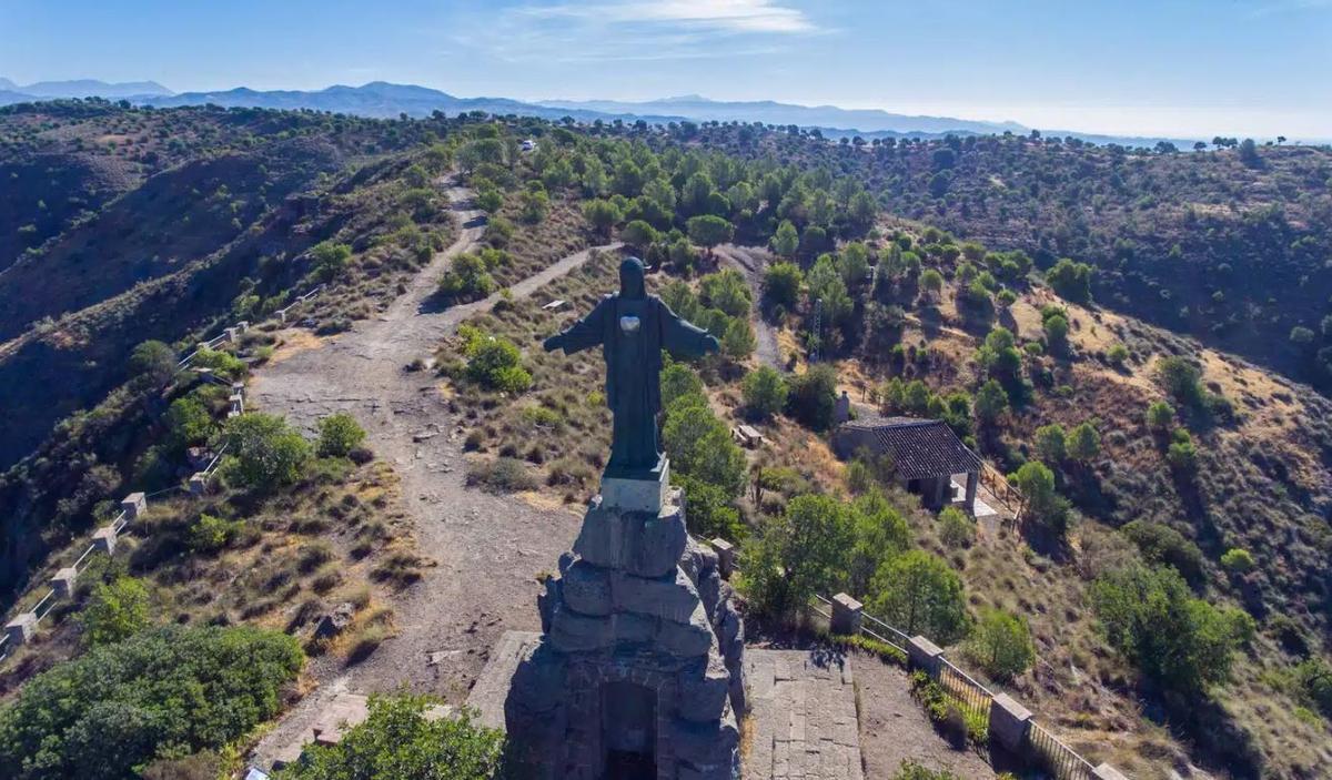 Este es el Cristo de la provincia de Málaga que recuerda al de Brasil.