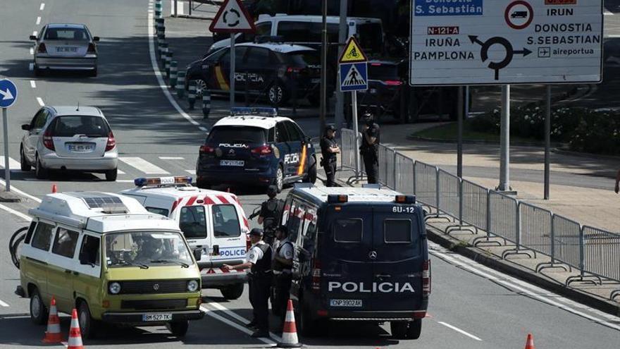 Gendarmes y policías peinan la frontera entre Irún y Hendaya en busca de radicales