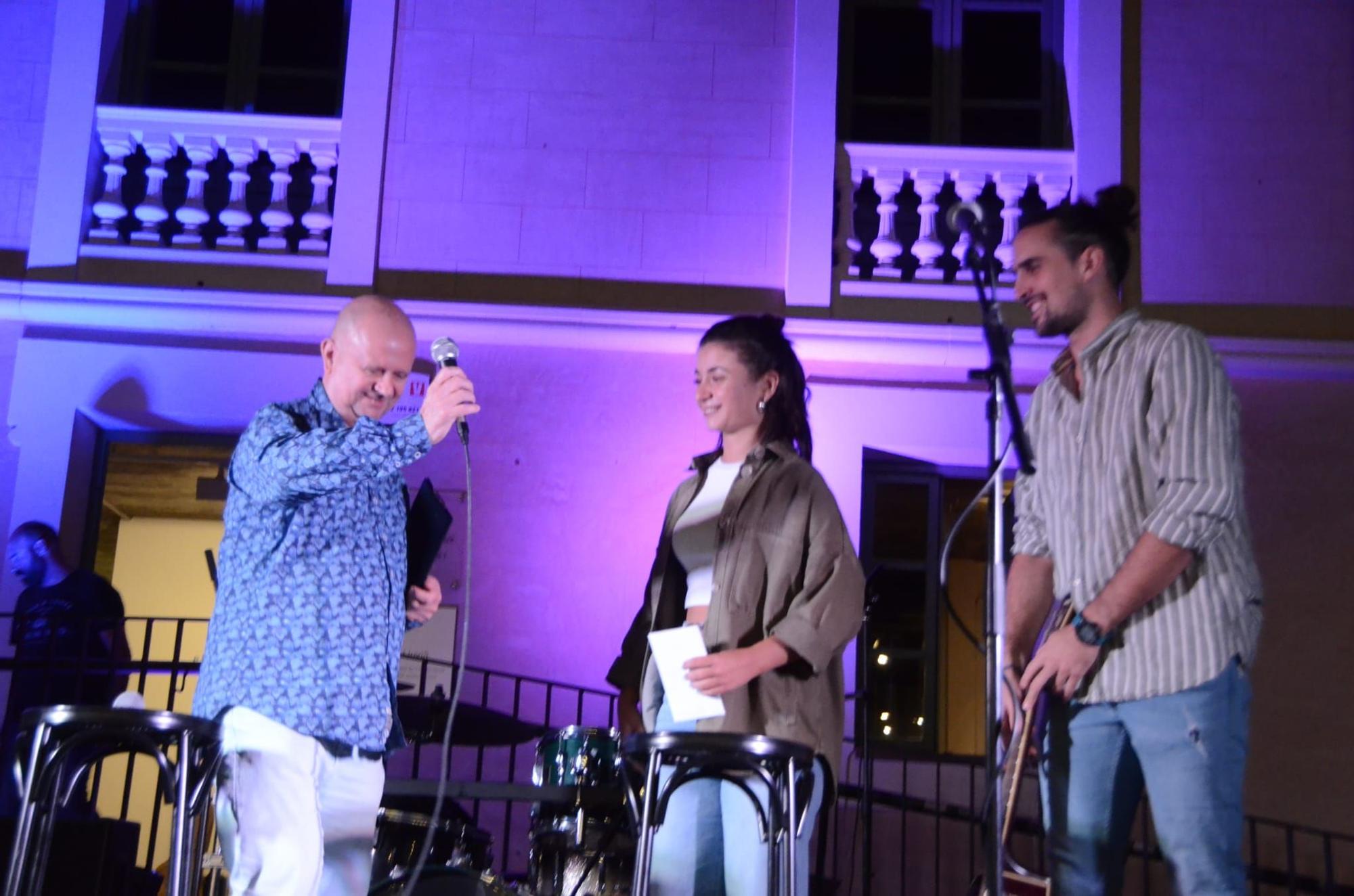 El concurs Llumplugged celebrat a la Torre Lluvià de Manresa, en imatges