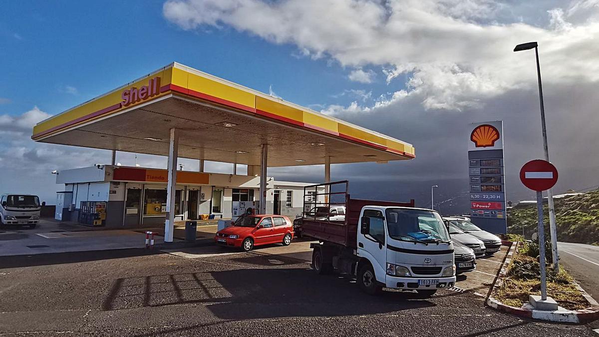 Una gasolinera en Canarias.