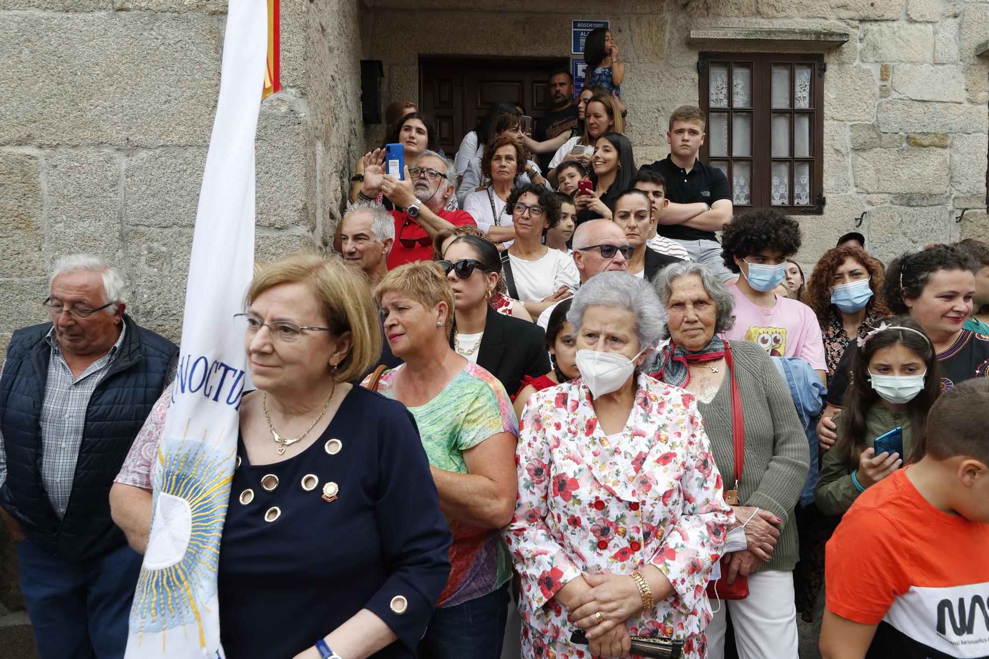 Redondela, cubierta por sus alfombras de flores