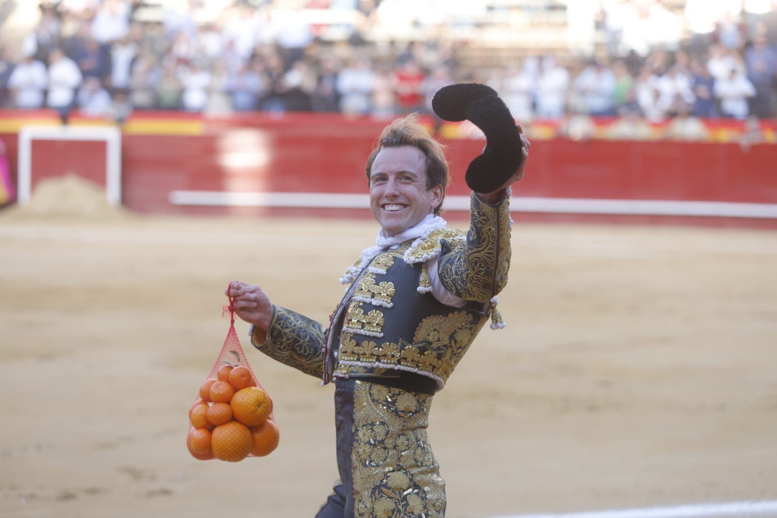 Así ha sido la primera corrida de toros de la Feria de Fallas