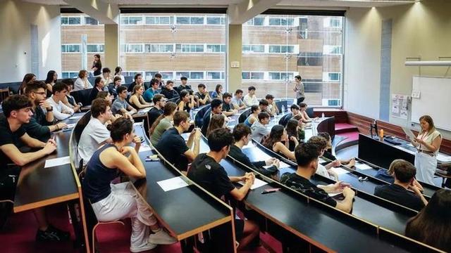 El examen de Dibujo Técnico contó con cuatro bloques, tres de ellos con opcionalidad