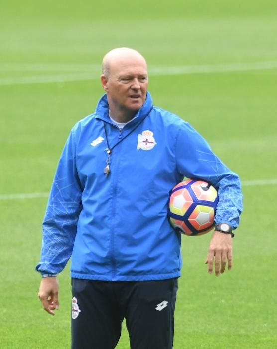 La plantilla deportivista continúa preparando el partido contra el Espanyol.