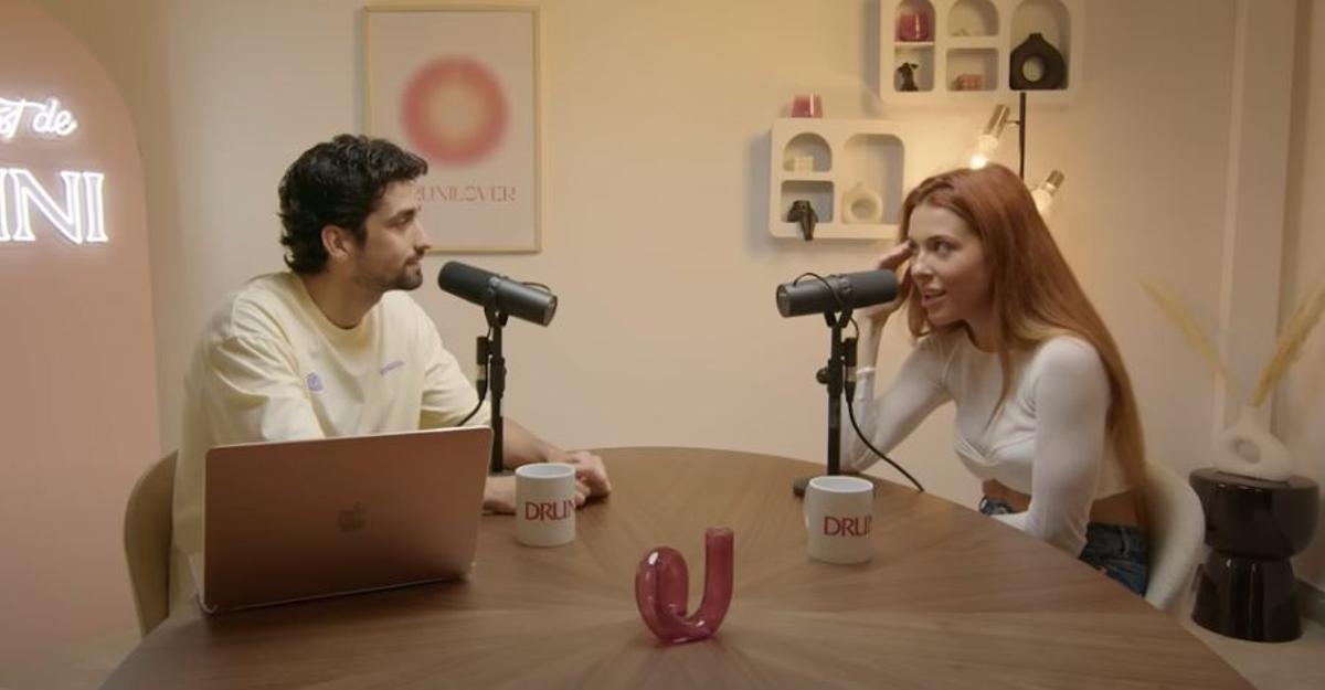 Raquel Reitx y Bernardo Casp durante el podcast