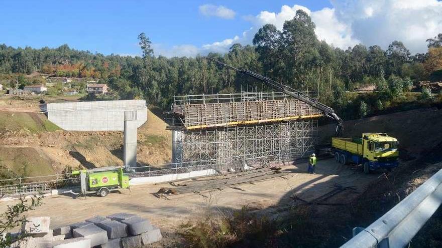 Obras en la circunvalación de Pontevedra. // R.V.