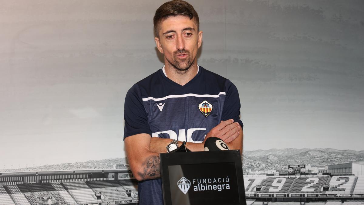 Pablo Hernández, en su presentación como jugador del CD Castellón.