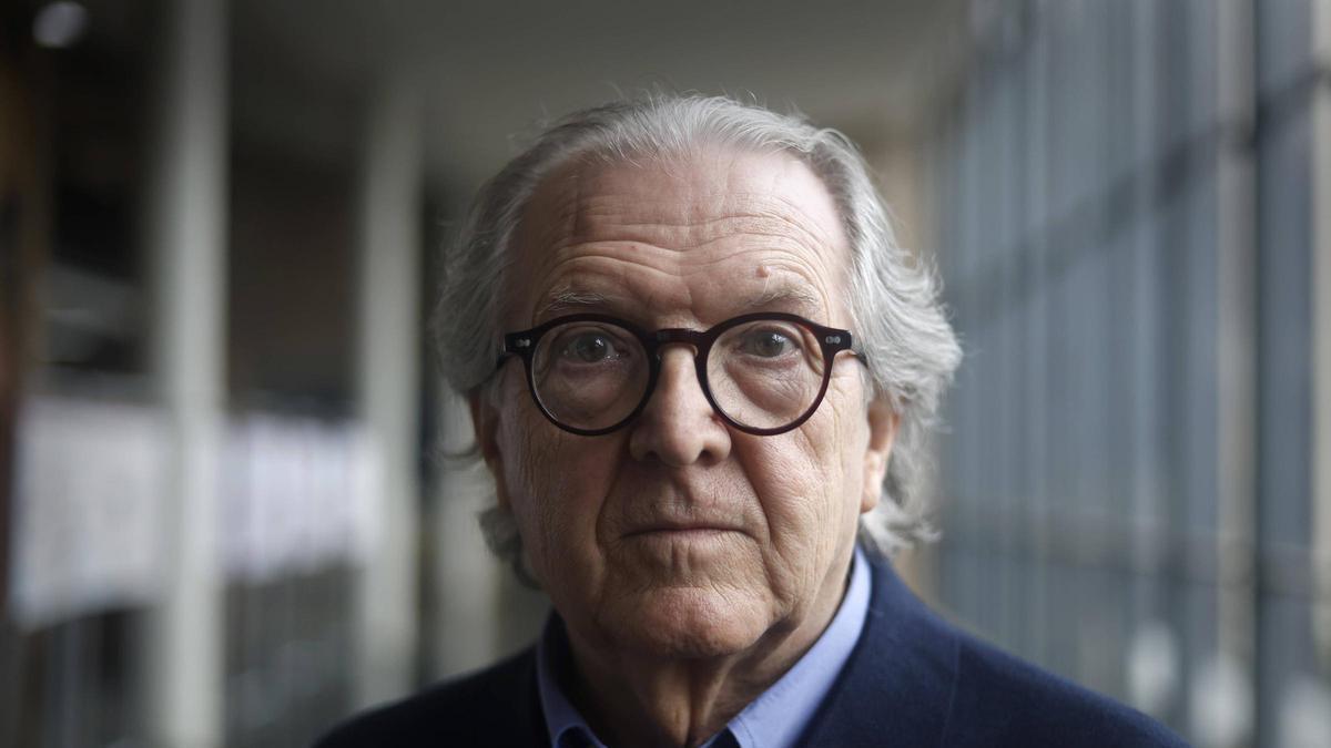Joan Romero, retratado esta semana en la Facultad de Geografía e Historia de la Universitat de València.