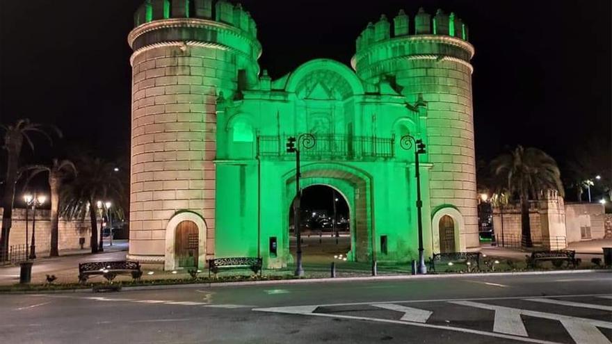 Badajoz se ilumina de verde