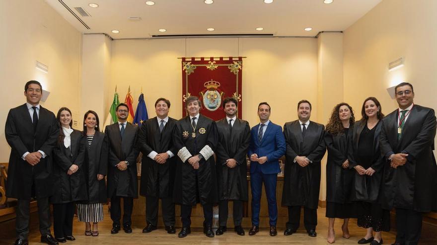 La nueva Junta Directiva de la Agrupación Profesional de la Abogacía Joven Sevillana toma posesión en el Colegio de Abogados de Sevilla