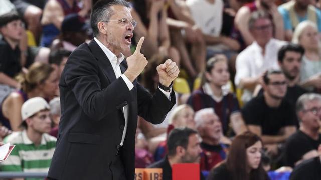 Pedro Martínez, en un partit al Palau amb el València Basket. | JAVIER BORREGO / AFP7 / EUROPA PRESS