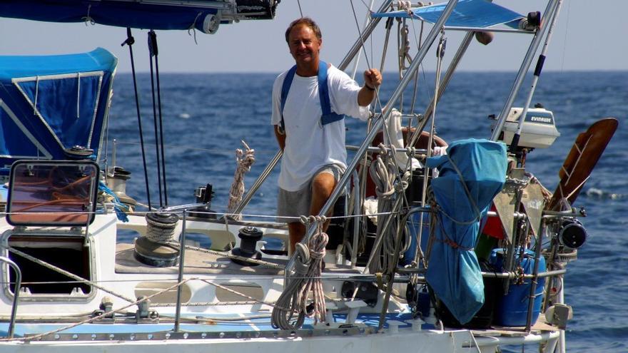 Cocúa Ripoll recoge sus últimas aventuras en &quot;Navegando... a ritmo tropical&quot;