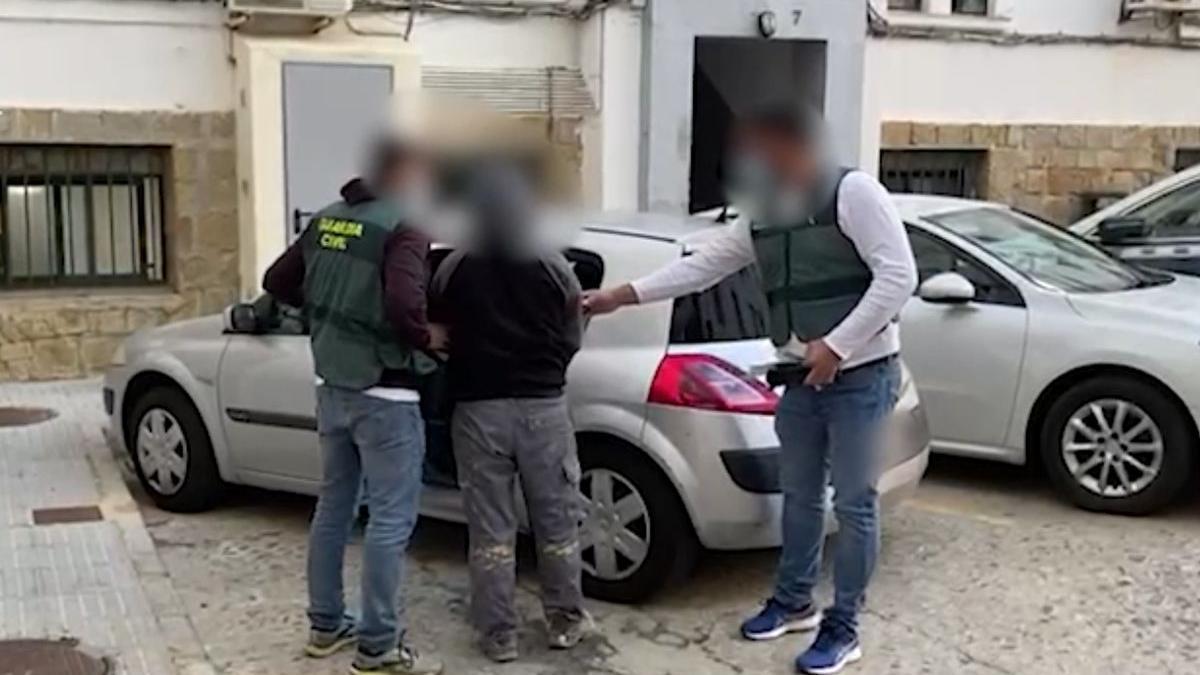 Interior monitoriza a diario el peligro yihadista en España tras el triunfo talibán.