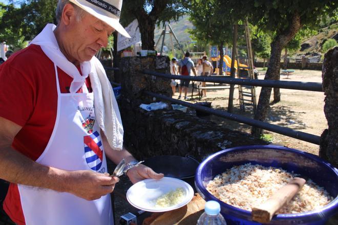 GALERÍA | Concurso de "migas muela" en Porto de Sanabria