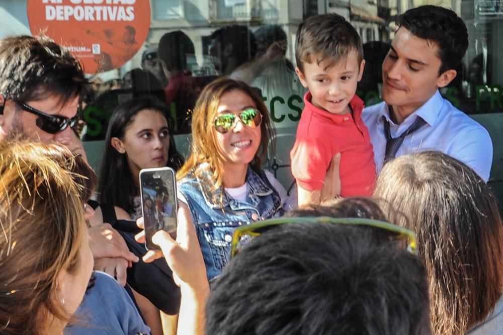 Álex González desata pasiones en Vilagarcía