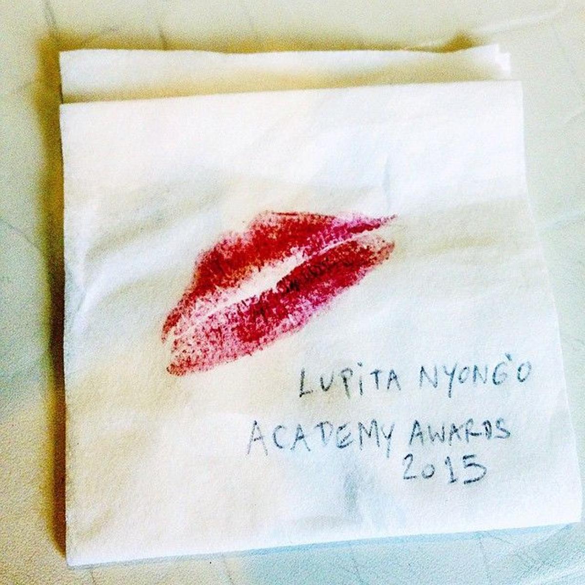 Los besos de Lupita Nyong'o