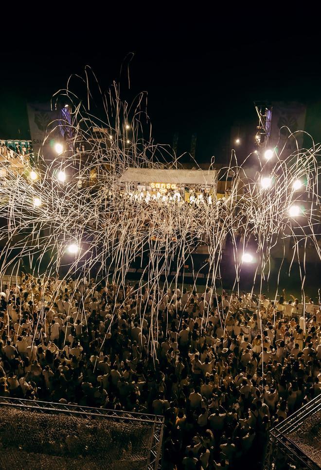 SANSA XL WHITE EDITION