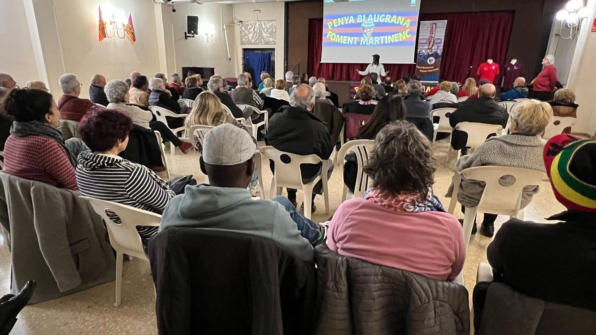 El acto llenó la sala de actos de la peña