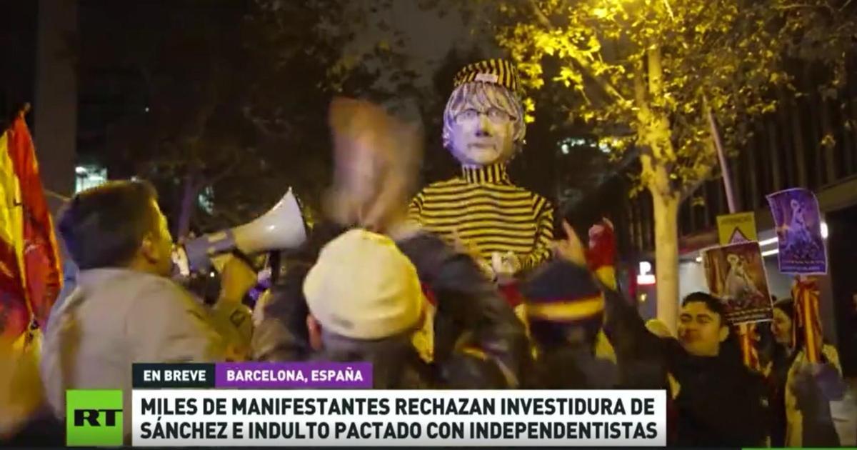 Cobertura de la cadena rusa de televisión RT a una manifestación antiamnistía en Barcelona
