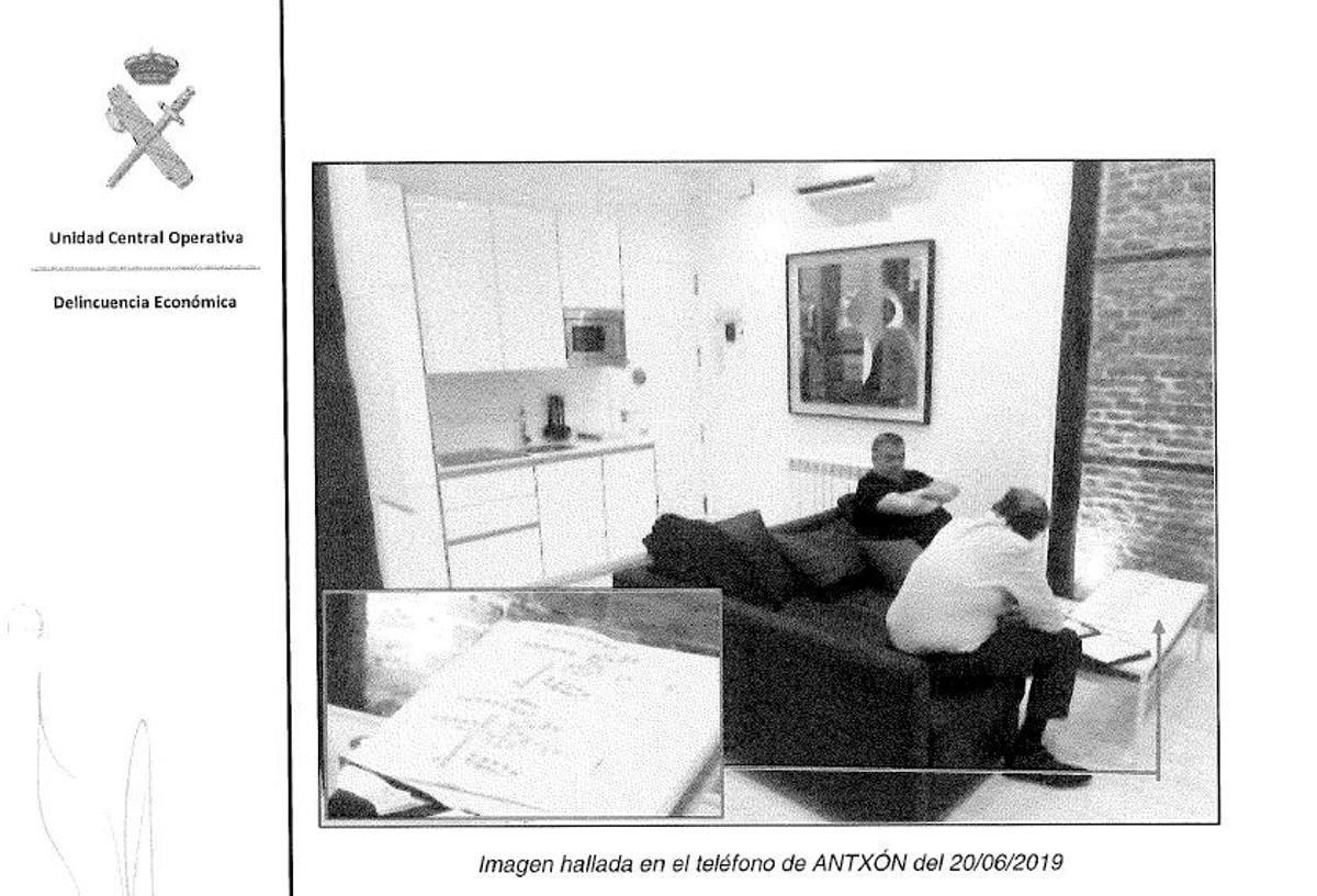 Imagen del sumario del caso Koldo obtenida del teléfono de Antxon Alonso