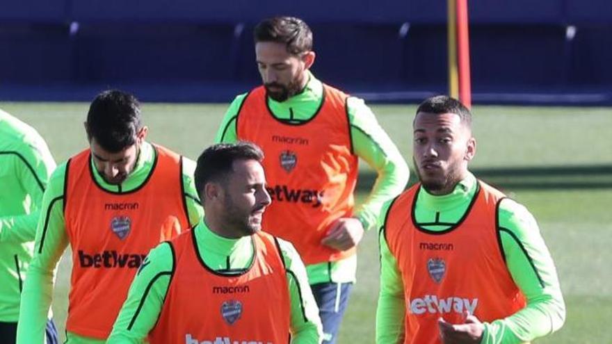 Primer entrenamiento de Vezo con el Levante UD