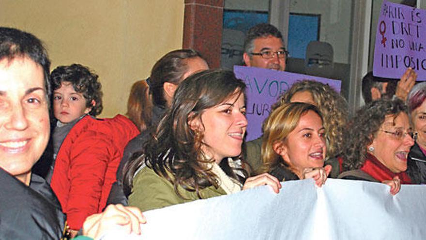 La protesta fue organizada por el Col·lectiu de Dones de Llevant.