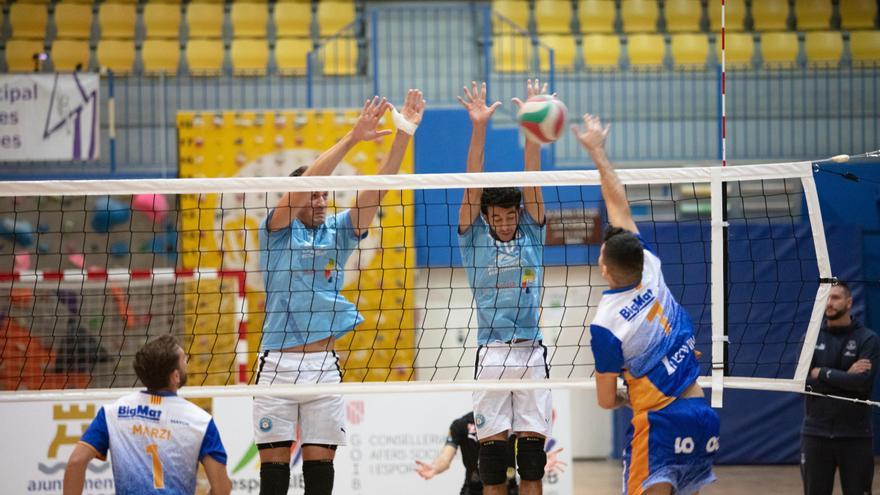 La UD Ibiza Volley no baja su ritmo y vence al CV Roquetes (3-0)