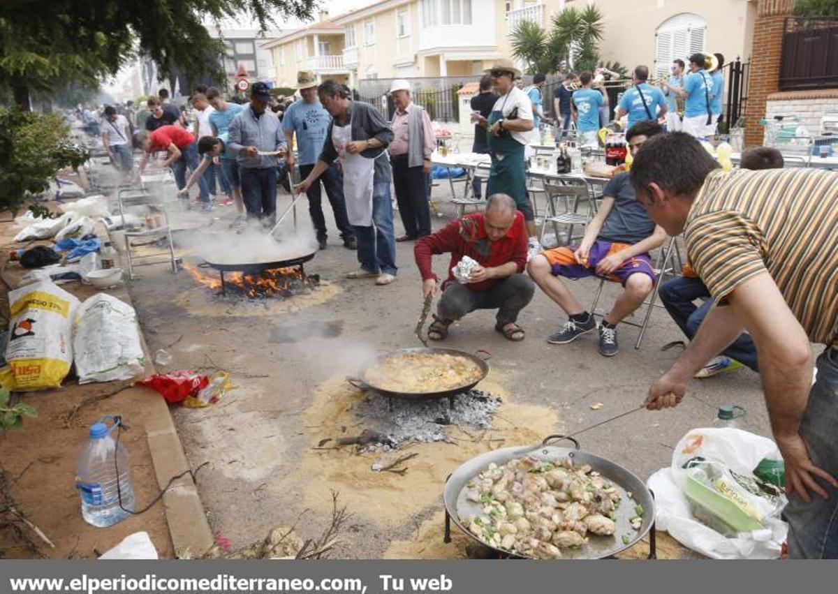 GALERÍA DE FOTOS -- Fiesta de las paellas en Nules