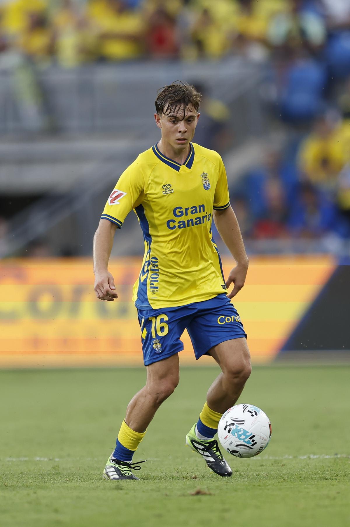 Amatucci controla el esférico, en una imagen de archivo de este curso.