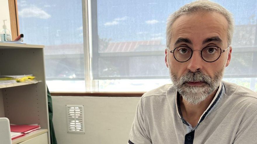 Antón Iglesias, en su despacho de Urbanismo.