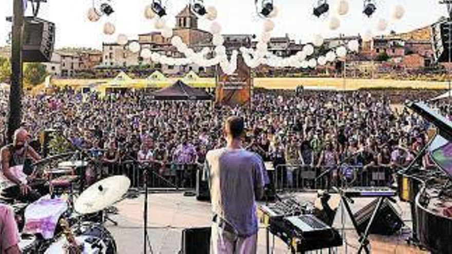 Agbar patrocina la desena edició del festival cultural i gastronòmic Cantilafont al Lluçanès