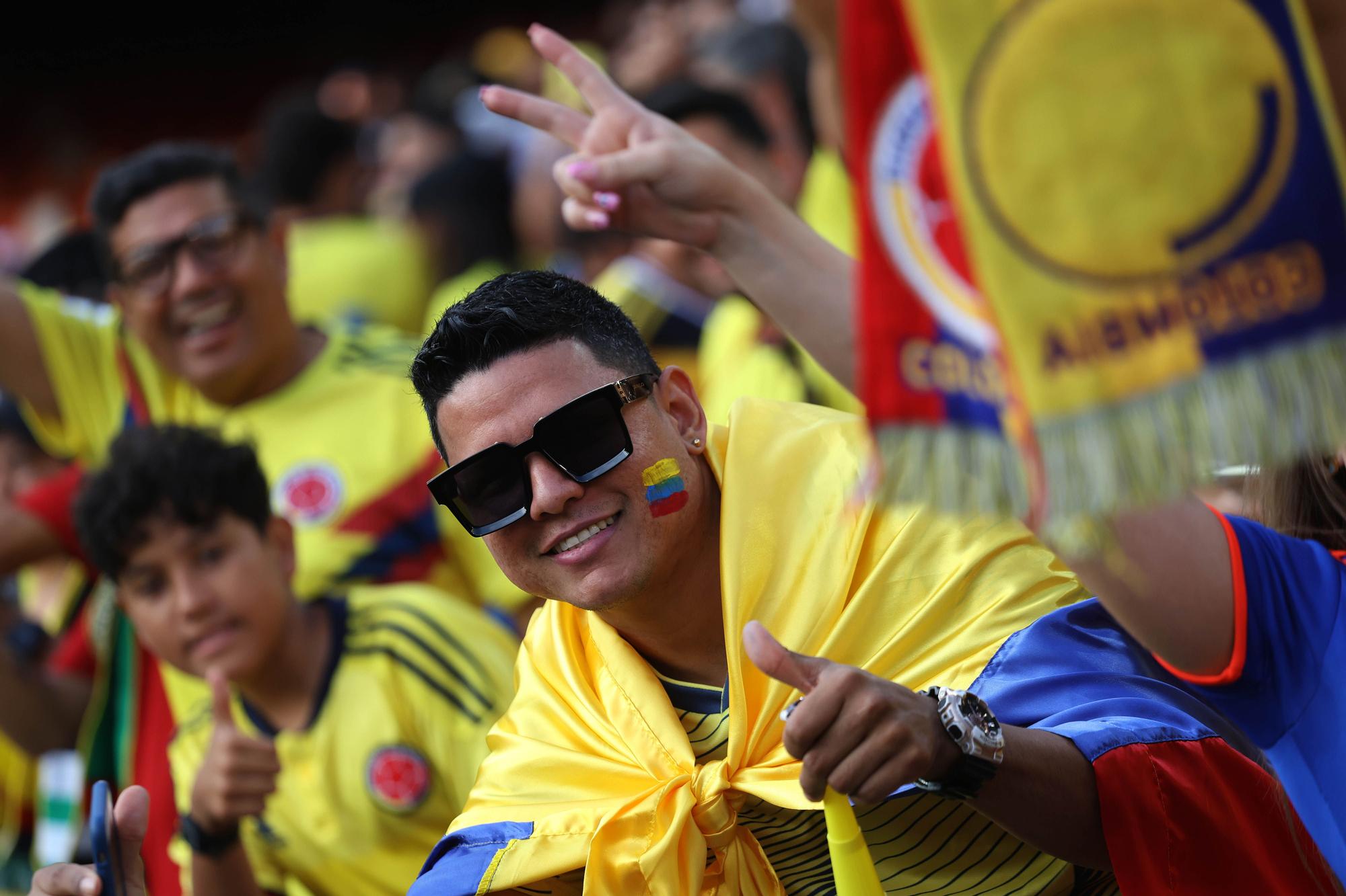 Colombia tiñó de amarillo las gradas de Mestalla