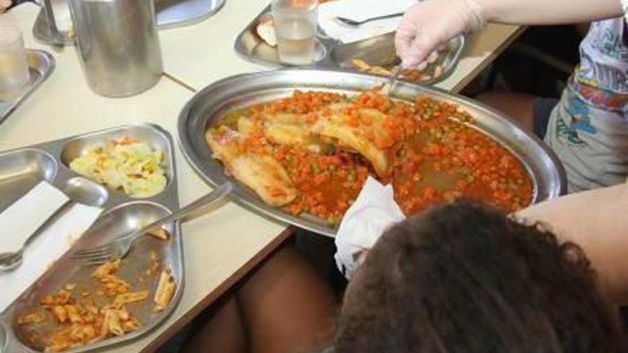 Educación busca dinero para dar becas de comedor por primera vez en septiembre