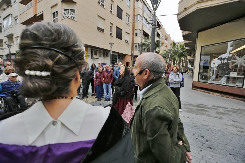 Ars Creatio rememoró este fin de semana con un recorrido teatralizado por Torrevieja el 190 aniversario del terremoto que asoló la comarca de la Vega Baja el 21 de marzo de 1829. Horas después de la r