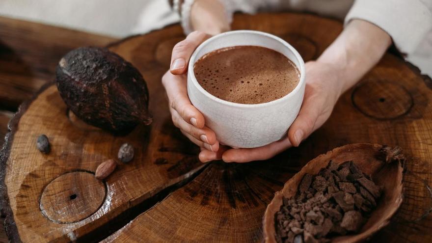 El chocolate a la taza casero que no engorda y se prepara en cinco minutos
