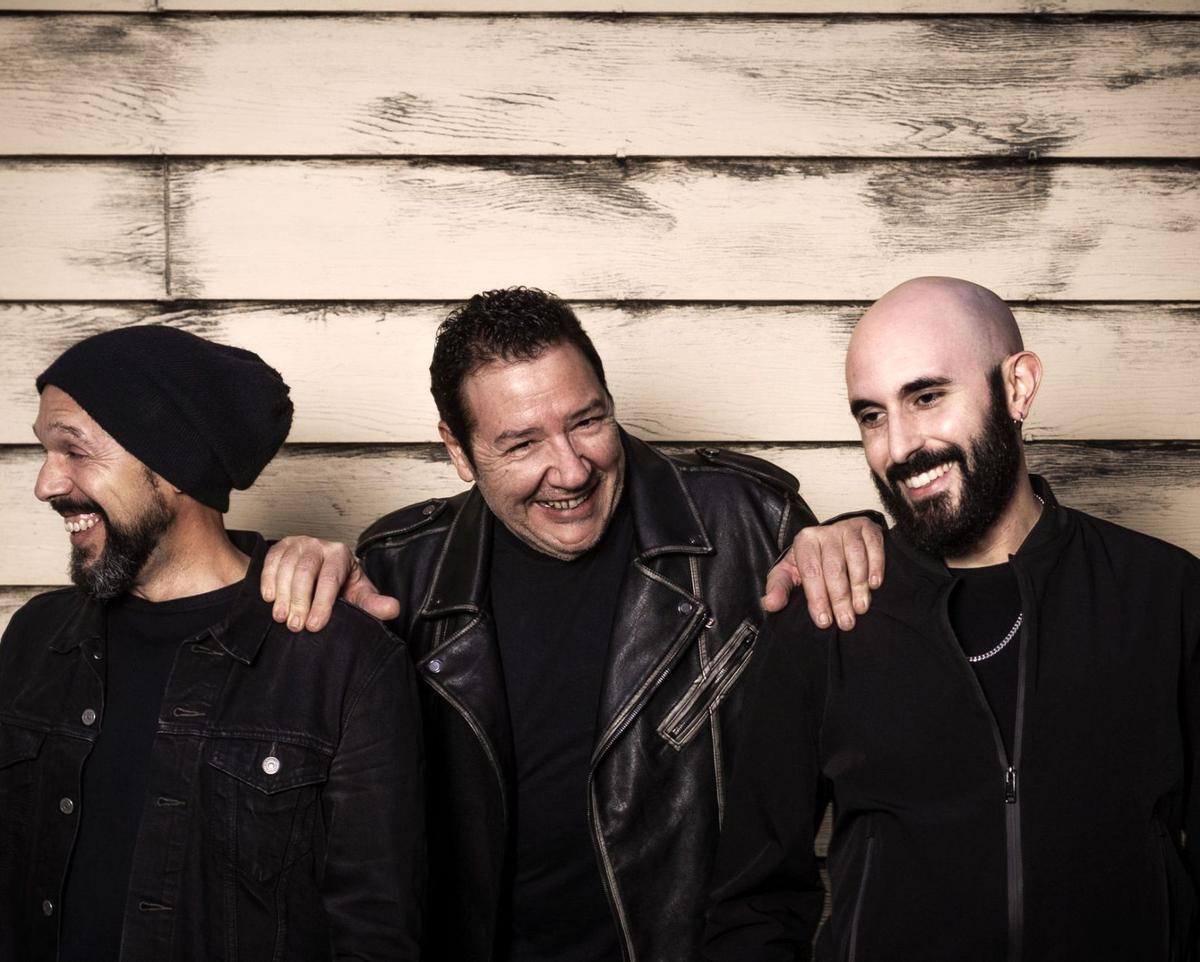 En el centro, Carlos Goñi. | |  CEDIDA