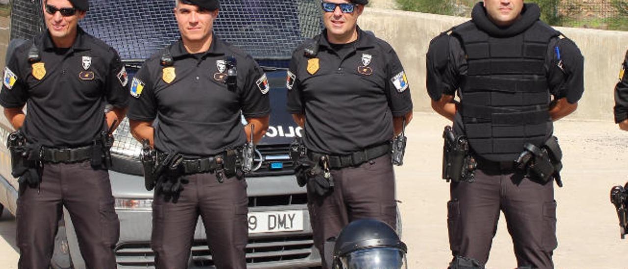 Algunos miembros de la desmantalada USCI, durante una exhibición realizada en un colegio hace unos meses.