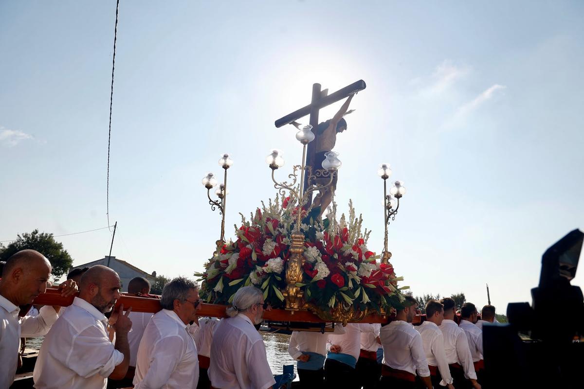 Homenaje al Cristo de la Salud en el 50 aniversario de su romería por l'Albufera