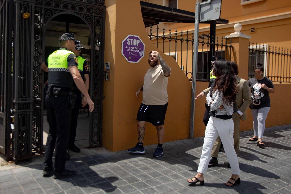 ATROPELLO NIÑO VALENCIA | El joven que atropelló a un niño en la Ronda ...