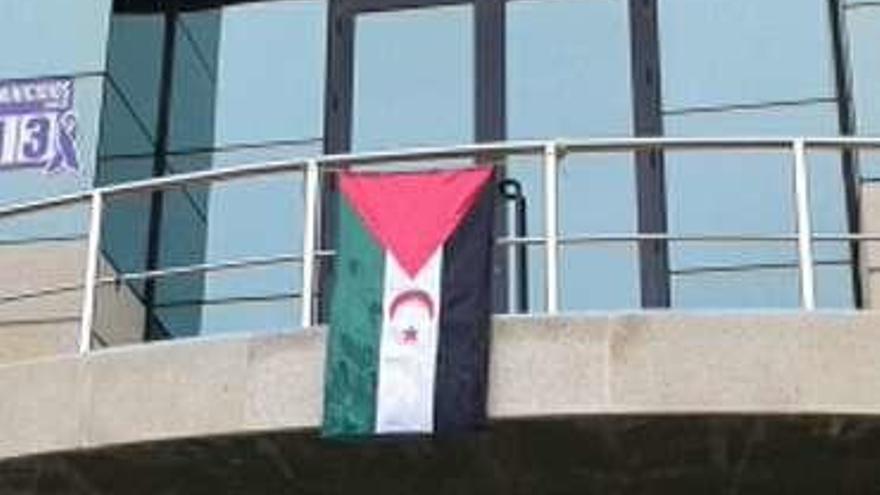 Bandera del Sahara en Moaña.