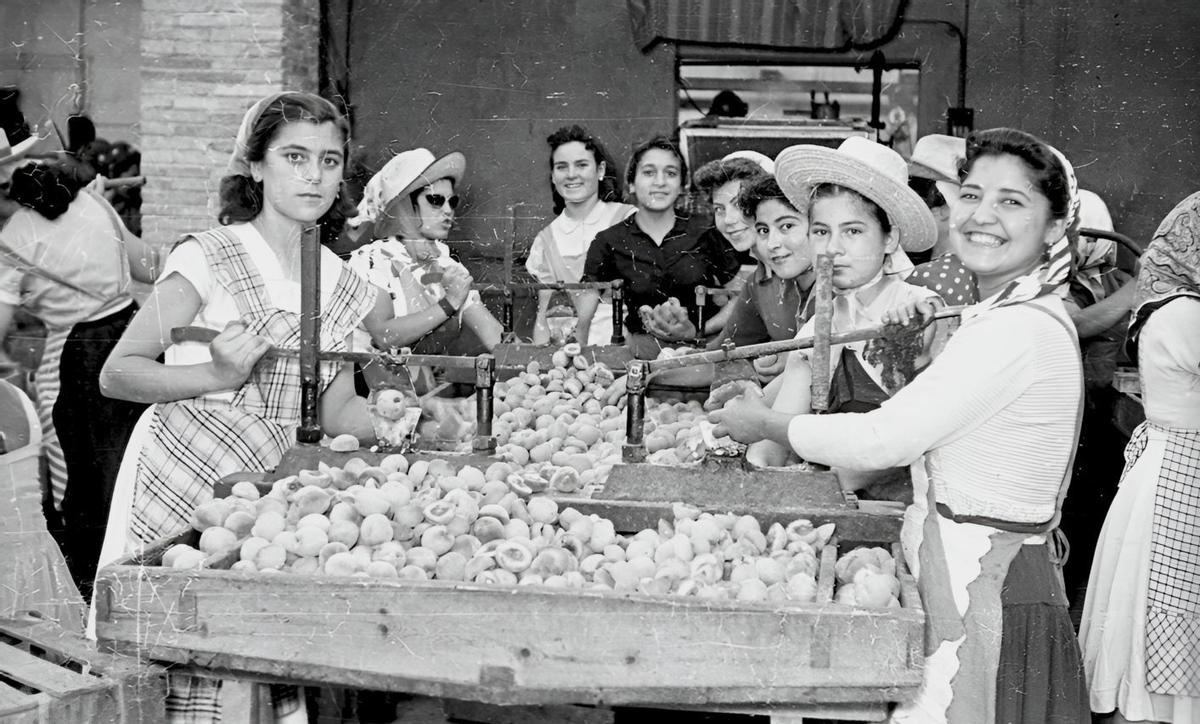 Las imágenes sitúan a las mujeres como protagonistas absolutas. | L. O.
