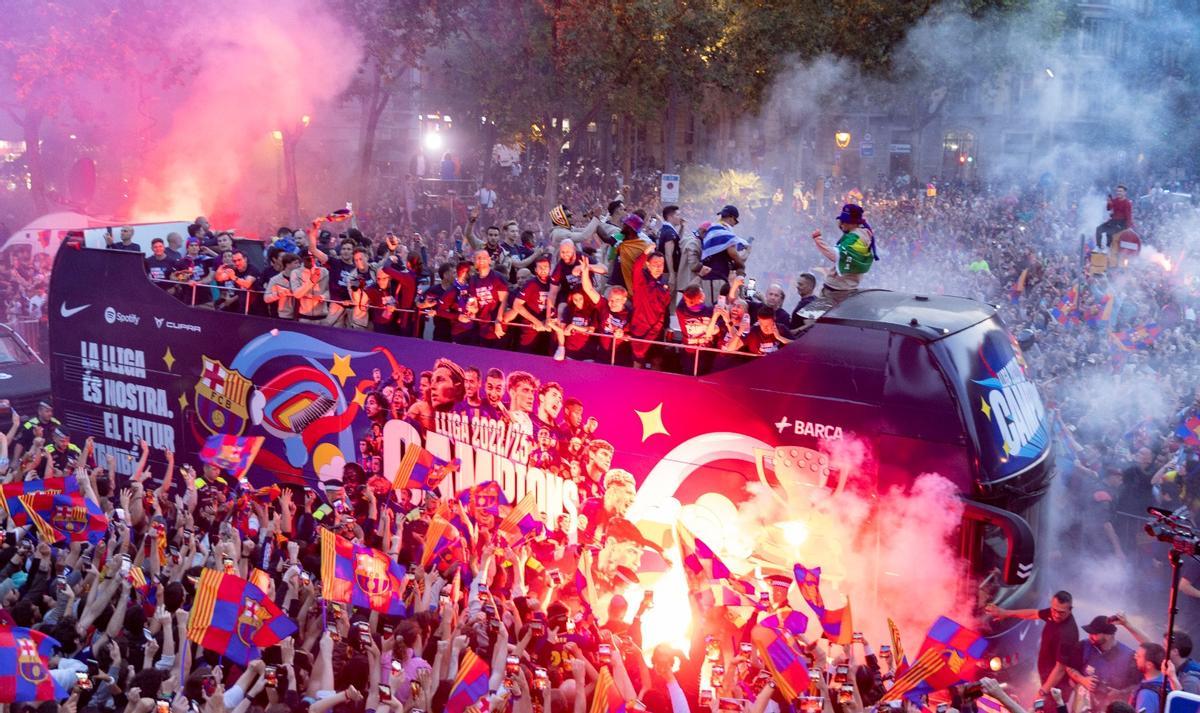 La Rúa del Barça, en imágenes: Lo que no se ha visto por TV La Rúa del Barça, en imágenes: Lo que no se ha visto por TV