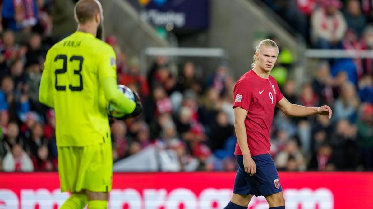 Erling Haaland, en un partido que la selección noruega disputó contra Serbia.