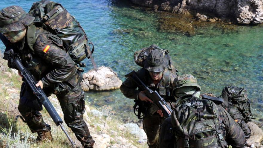 Militars en un exercici aquest estiu a l&#039;Escala que va aixecar molta polèmica