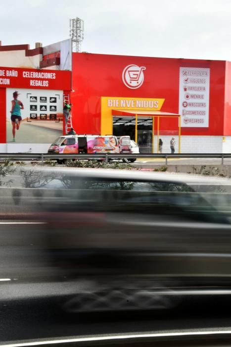 13/11/2019 TELDE. Antigua fábrica de Cocal, ahora Idea Market.  Fotógrafa: YAIZA SOCORRO.  | 13/11/2019 | Fotógrafo: Yaiza Socorro