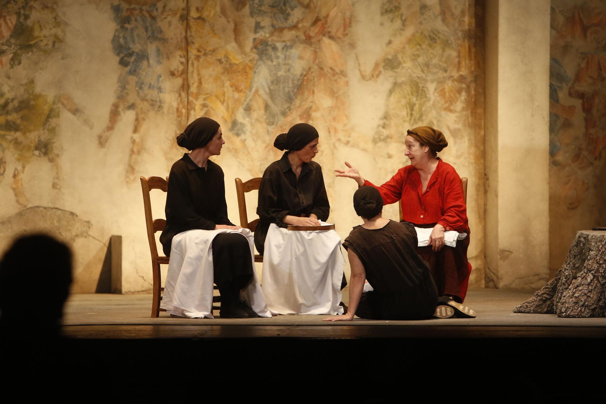 Estreno nacional en el Teatro Principal de Alicante de "La casa de Bernarda Alba"