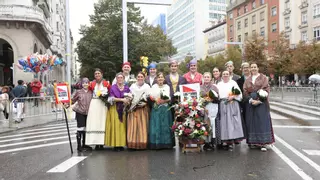 Busca la foto de tu grupo en la Ofrenda de Flores de Zaragoza 2024