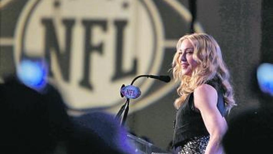 Madonna, presentando su actuación en la Super Bowl.