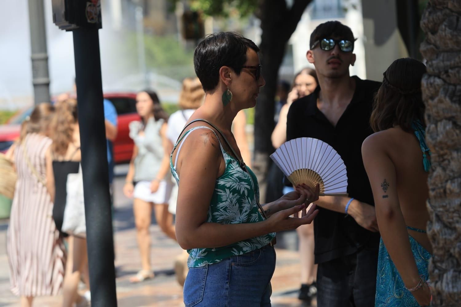 Jornada de intenso calor en València: así se afronta en las calles del centro